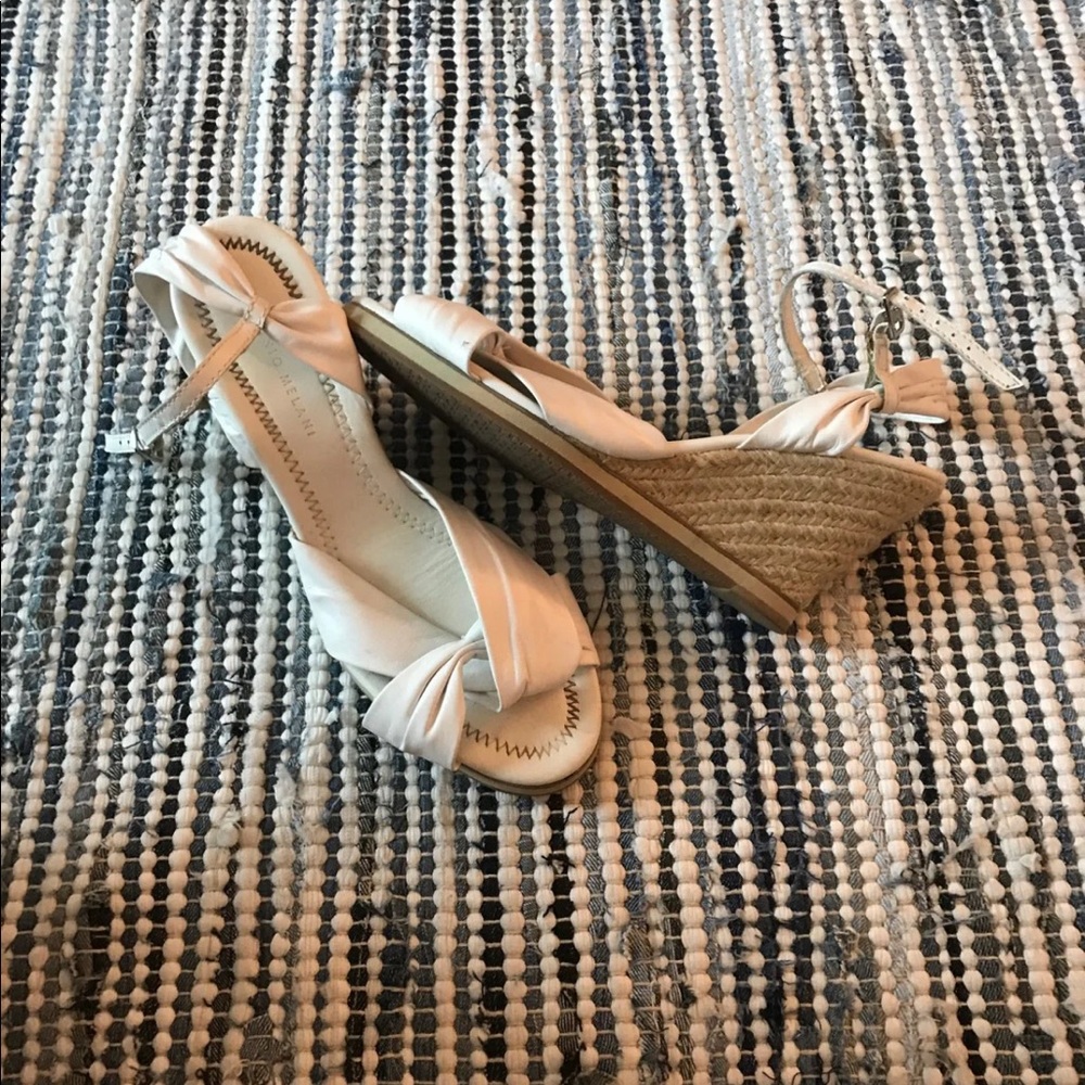 White wedges size 10- worn a good bit
